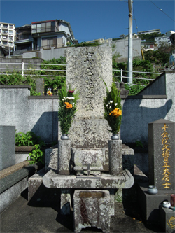古賀十二郎の墓