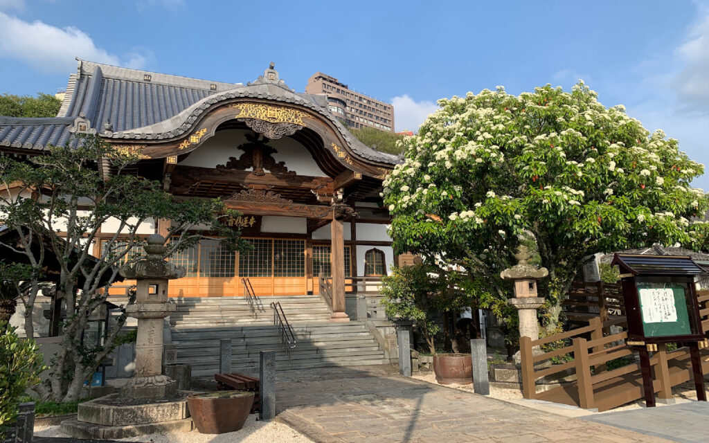 本蓮寺境内